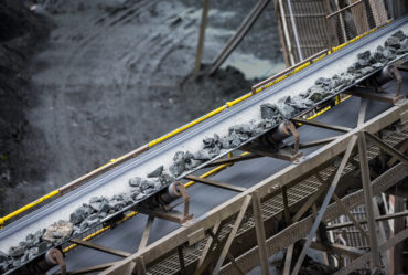 belt conveyor stones - mining industry